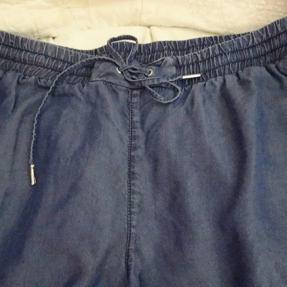 Love & Legend Ruffle Shorts Dark Denim Shorts Size 14 - Picture 2 of 6